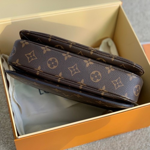 Louis Vuitton Monogram Pochette Métis