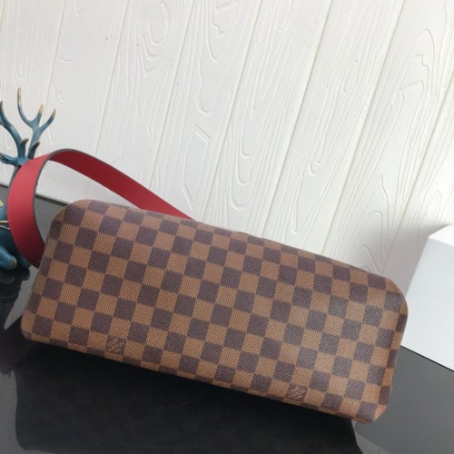 Louis Vuitton Damier Ebene Beaubourg MM