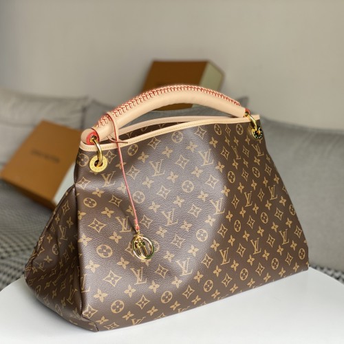 Louis Vuitton Monogram Artsy MM