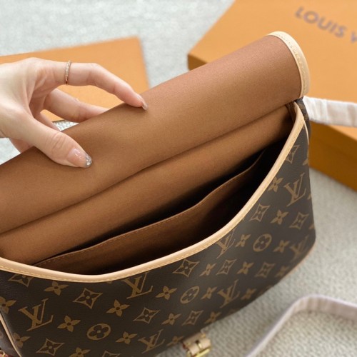 Louis Vuitton Vintage Monogram Saumur MM