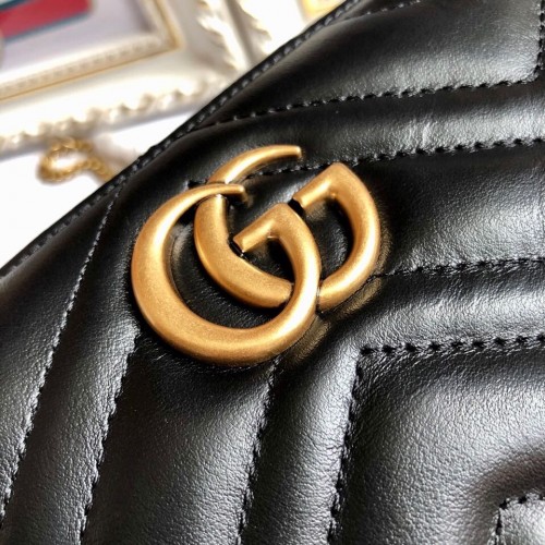 Gucci GG Marmont Matelassé Mini Chain Bag