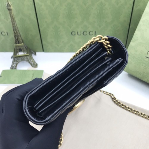 Gucci Calfskin Matelasse GG Marmont Chain Wallet Black