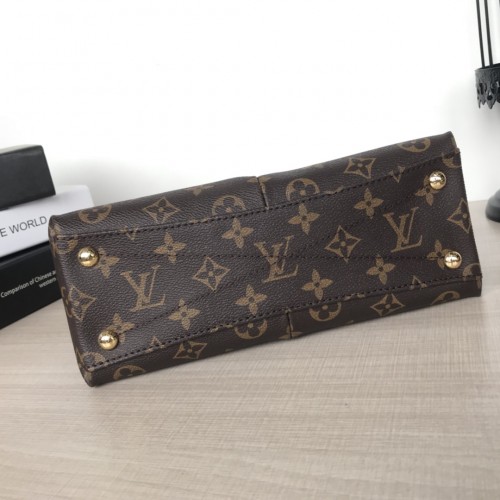 Louis Vuitton Monogram V BB Tote