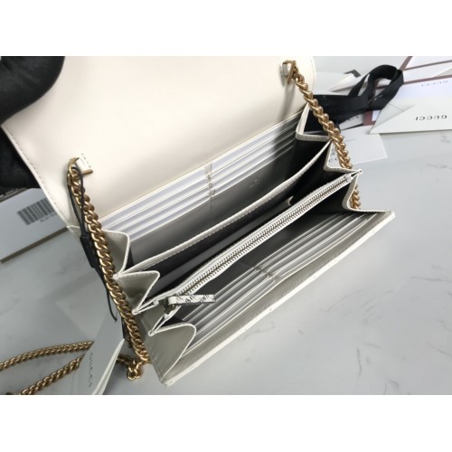 Gucci Mini GG Marmont Matelasse Wallet On Chain