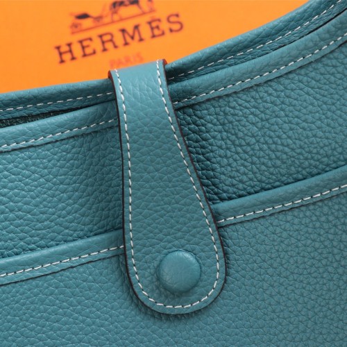 Hermès Clemence Evelyne III 29