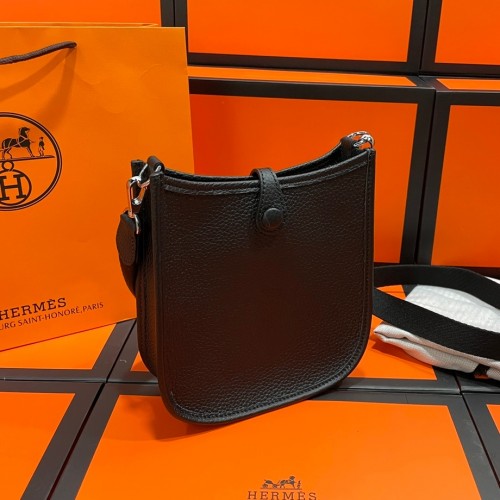 Hermès Clemence Amazone Evelyne TPM 16 w/ Tags