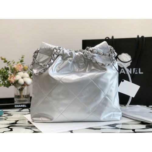 Chanel 2022 Shiny Calfskin Small 22 Hobo