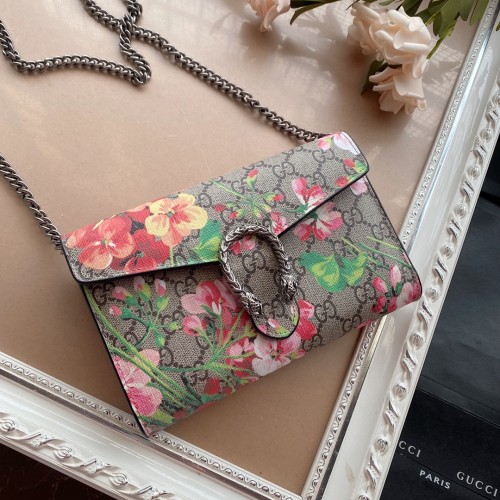 Gucci GG Supreme Blooms Mini Dionysus Wallet On Chain