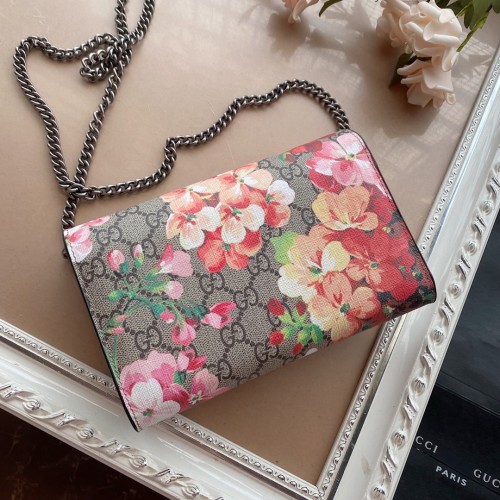 Gucci GG Supreme Blooms Mini Dionysus Wallet On Chain