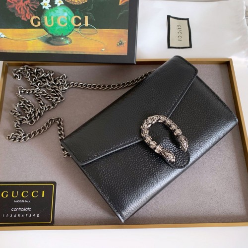 Gucci Mini Dionysus Wallet on Chain