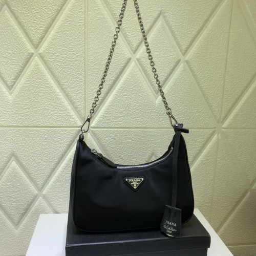 Prada Re-Edition 2005 Re-Nylon shoulder bag