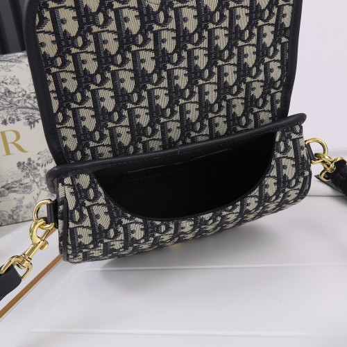 DIOR MEDIUM DIOR BOBBY BAG