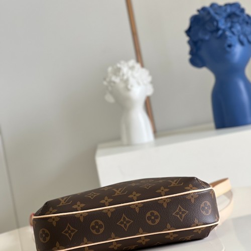 Louis Vuitton Odeon PM M56390