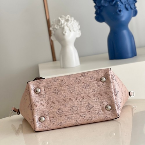 Louis Vuitton Mahina Leather Hina PM Magnolia M54353