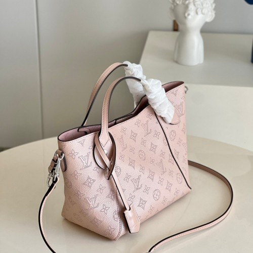 Louis Vuitton Mahina Leather Hina PM Magnolia M54353