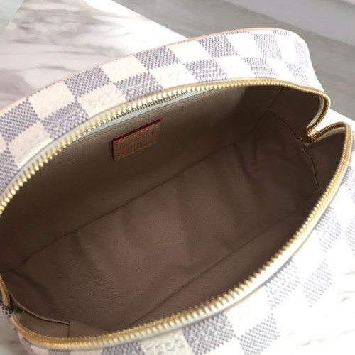 Louis Vuitton Damier Azur Toiletry Kit N41420