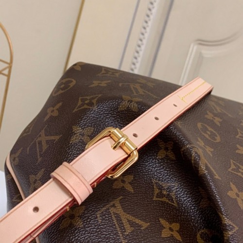 Louis Vuitton Monogram Canvas Turenne MM M48814