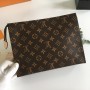 Louis Vuitton Monogram Canvas Toiletry Pouch 26 M47542