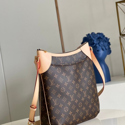 Louis Vuitton Odeon MM M56389