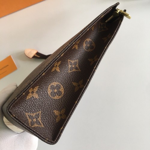 Louis Vuitton Monogram Canvas Toiletry Pouch 26 M47542