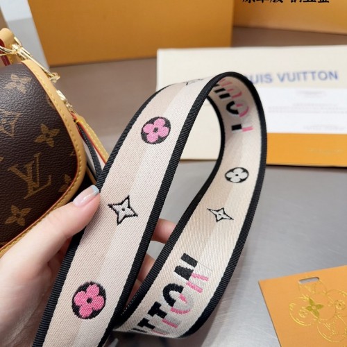 Louis Vuitton Monogram Canvas Diane M45985