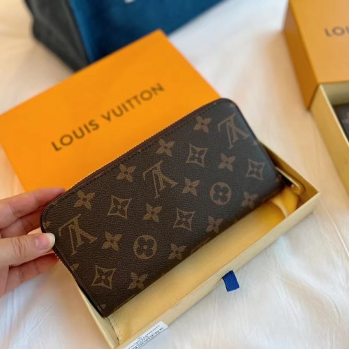 Louis Vuitton Monogram Christmas Animations Hollywood Zippy Wallet