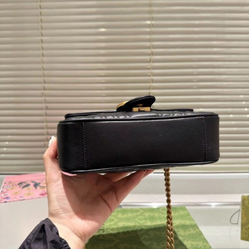 Gucci GG Marmont mini shoulder bag