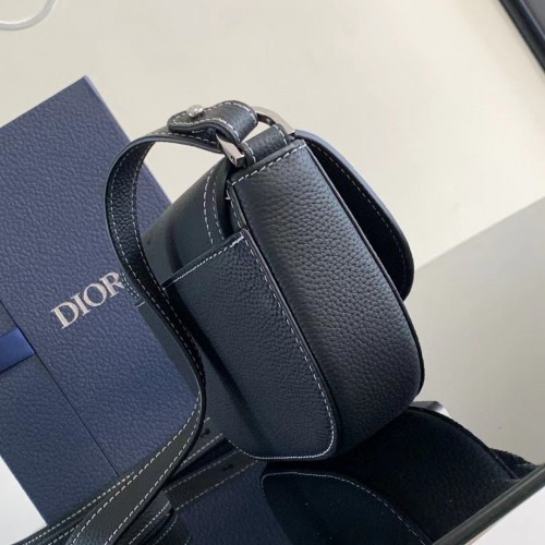  Dior Essentials Saddle Pouch with Strap