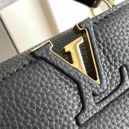 Louis Vuitton Capucines Mini M56071