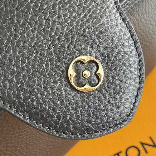 Louis Vuitton Capucines BB