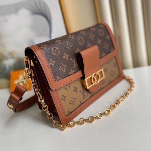 Louis Vuitton Dauphine MM