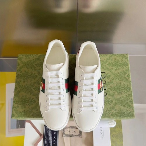 Gucci Ace Bee Embroidered Sneakers