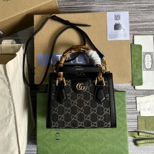 Gucci Diana mini tote bag