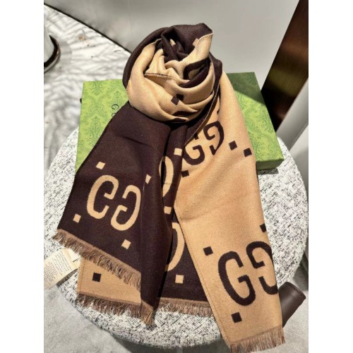 Gucci GG jacquard wool silk scarf