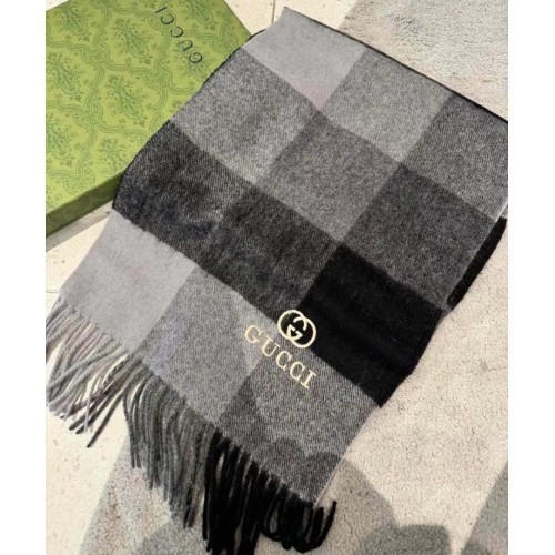 Gucci Classic Check Scarf