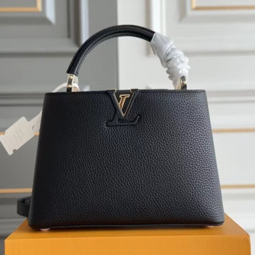 Louis Vuitton Capucines BB