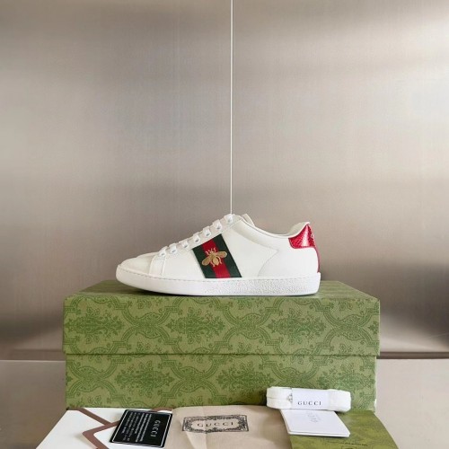 Gucci Ace Bee Embroidered Sneakers