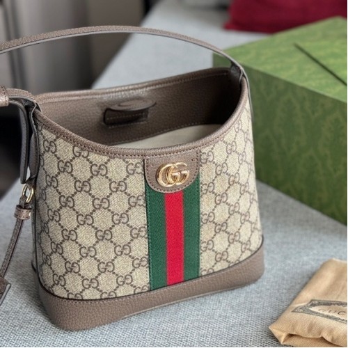 Gucci Ophidia GG small shoulder bag