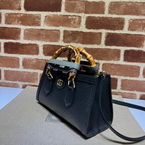 Gucci Diana small shoulder bag