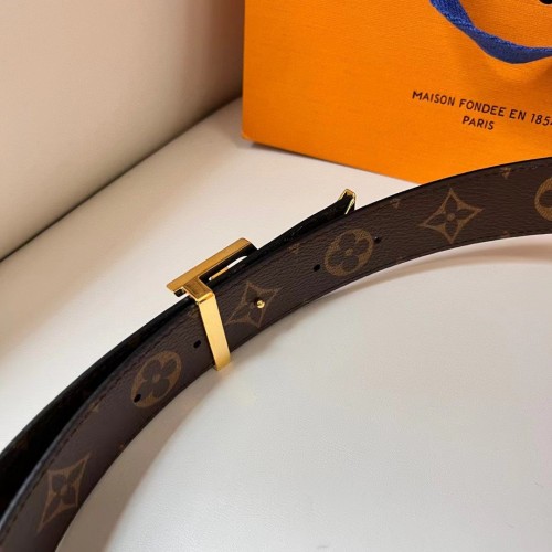 Louis Vuitton Pretty LV 30mm Reversible Belt