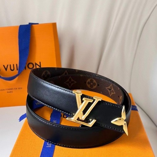 Louis Vuitton Pretty LV 30mm Reversible Belt