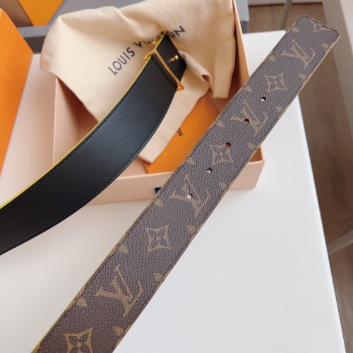 Louis Vuitton LV Initiales 40mm Reversible Belt