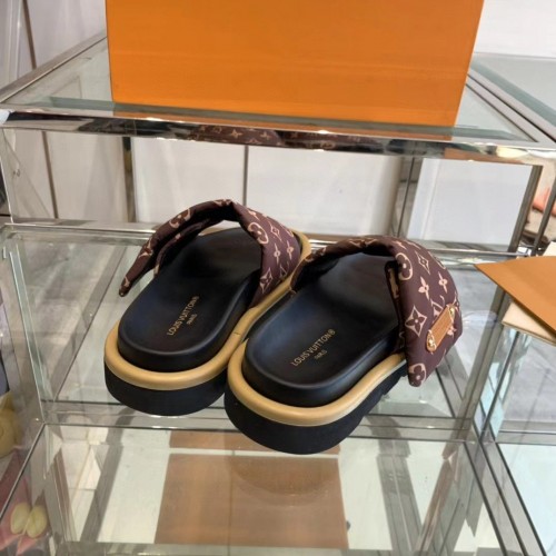 Louis Vuitton Pool Pillow Flat Comfort Mules