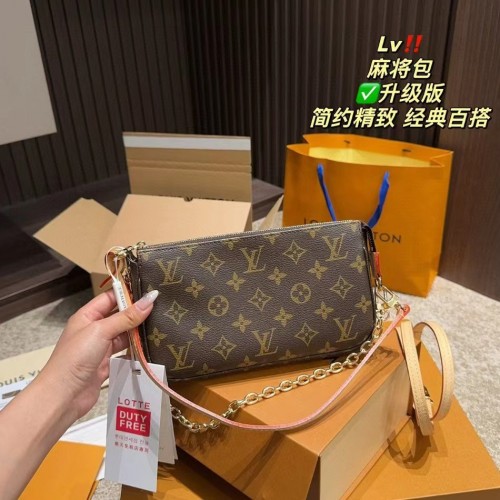 *Sale* Louis Vuitton Pochette Accessoires 