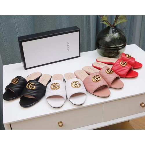 Gucci Jolie Quilted Medallion Slide Sandals