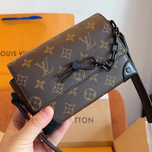 Louis Vuitton Steamer Wearable Wallet