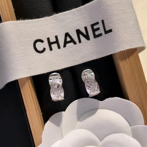 Chanel Coco Crush Earrings