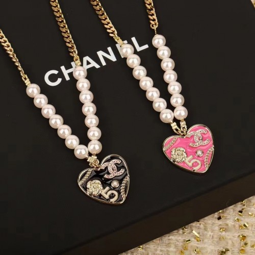 Chanel Heart Shape Enamel Pearl Necklace