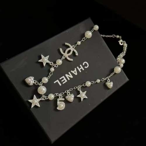 Chanel Starts Pearl #5 CC Necklace