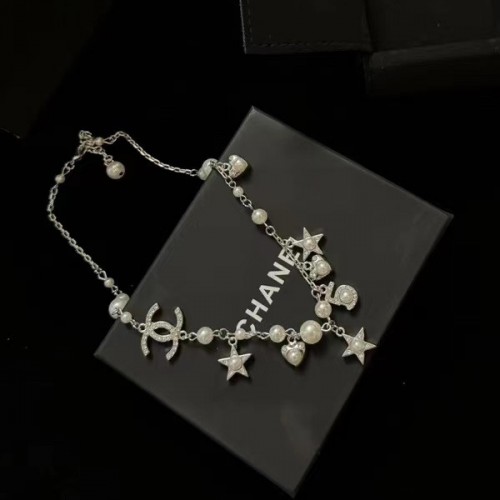 Chanel Starts Pearl #5 CC Necklace